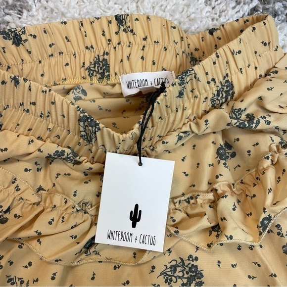 NWT Whiteroom + Cactus Ivory Floral Skirt Set
Yellow Floral Ruffle Set - Picture 8 of 10